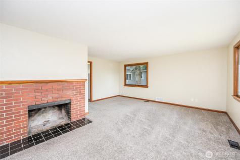 6521 S Park Avenue Tacoma WA 98408