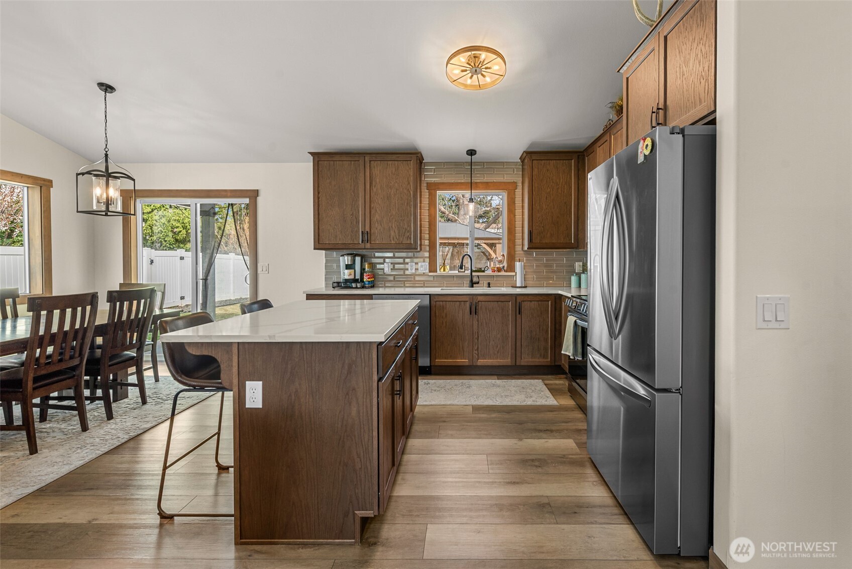 1989 4th St SE East Wenatchee WA 98802