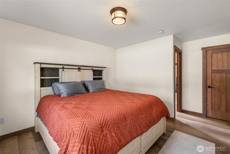 1989 4th St SE East Wenatchee WA 98802