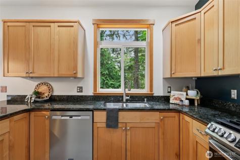 49 Cascade Lane Bellingham WA 98229