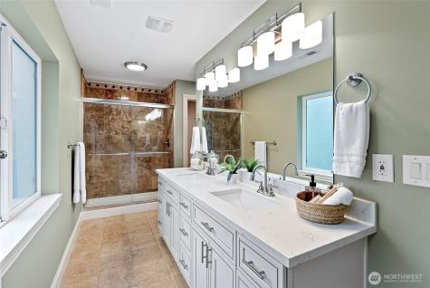 8180 NE West Port Madison Road Bainbridge Island WA 98110