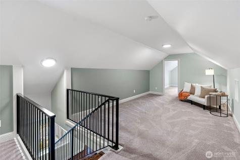 8180 NE West Port Madison Road Bainbridge Island WA 98110