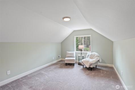 8180 NE West Port Madison Road Bainbridge Island WA 98110