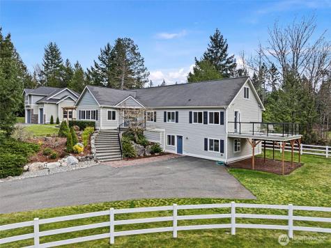 8180 NE West Port Madison Road Bainbridge Island WA 98110