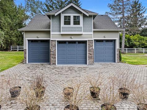 8180 NE West Port Madison Road Bainbridge Island WA 98110