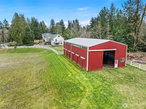 8180 NE West Port Madison Road Bainbridge Island WA 98110