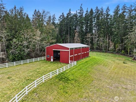8180 NE West Port Madison Road Bainbridge Island WA 98110