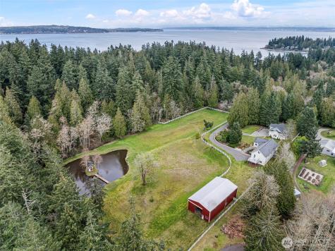 8180 NE West Port Madison Road Bainbridge Island WA 98110