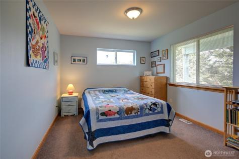 272 Sand Dune Avenue NW Ocean Shores WA 98569