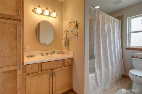 272 Sand Dune Avenue NW Ocean Shores WA 98569