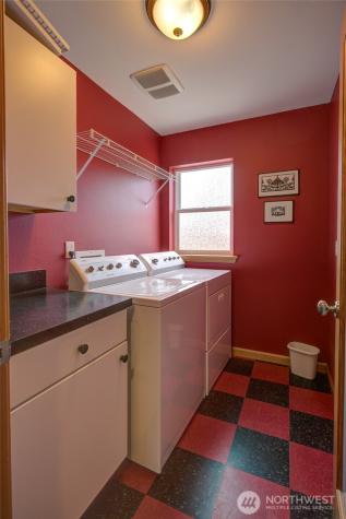 272 Sand Dune Avenue NW Ocean Shores WA 98569