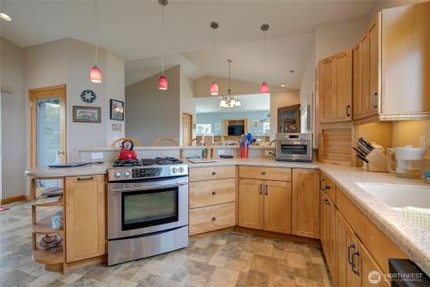 272 Sand Dune Avenue NW Ocean Shores WA 98569