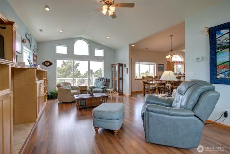 272 Sand Dune Avenue NW Ocean Shores WA 98569