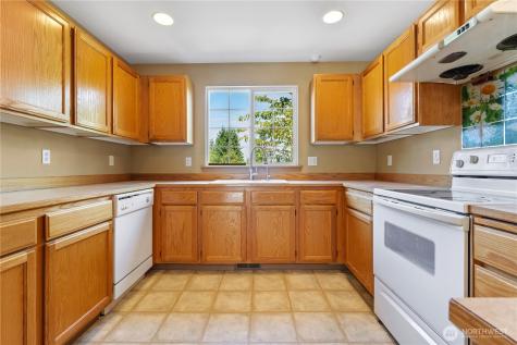 5620 Seahurst Avenue Everett WA 98203