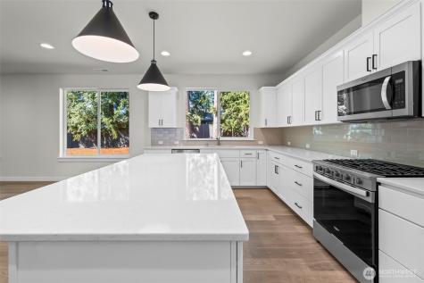 15224 106th Avenue E Puyallup WA 98374