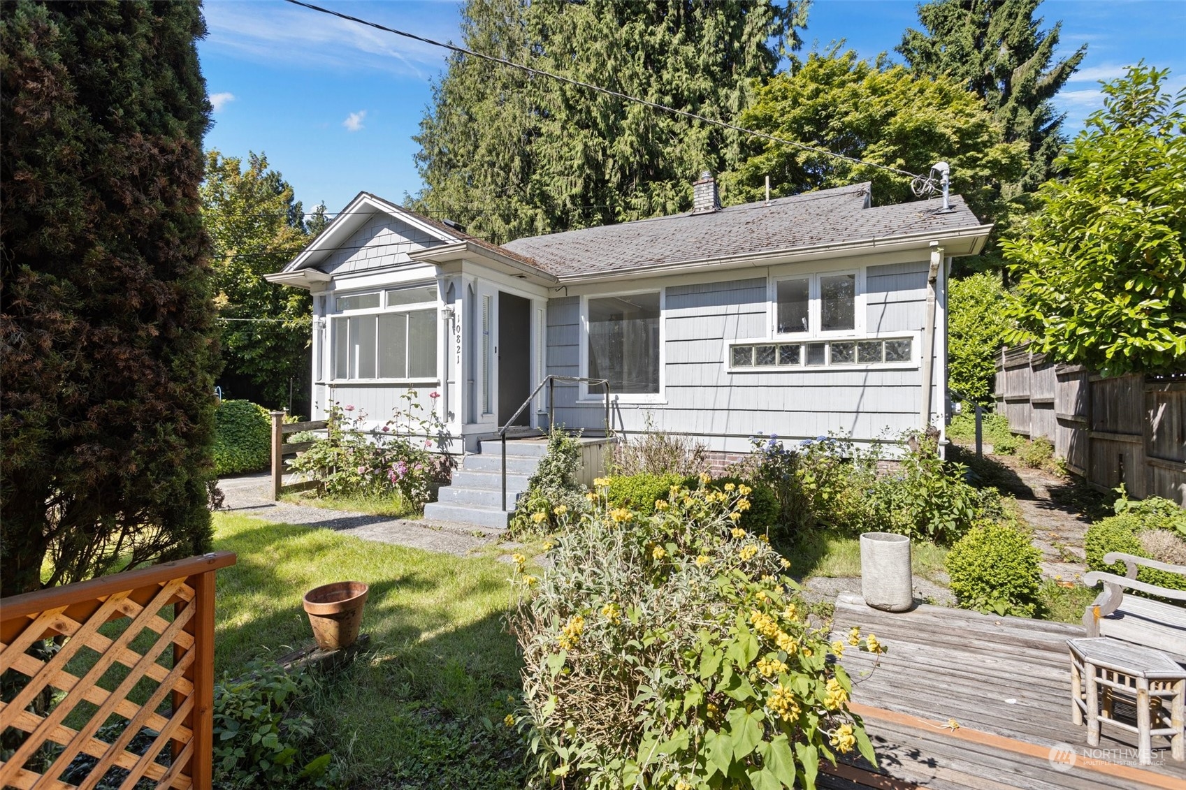10821 24th Avenue Ne Seattle WA 98125