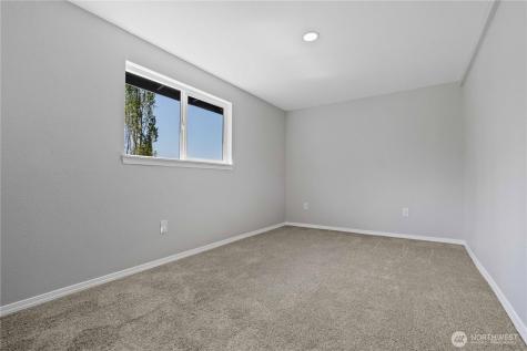 1920 E 36th Street Tacoma WA 98404