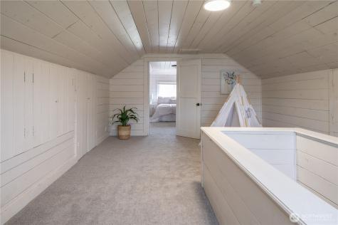 912 1st Street Hoquiam WA 98550