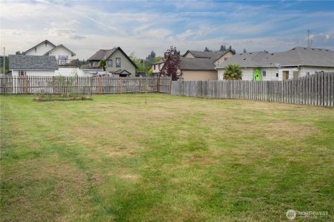 912 1st Street Hoquiam WA 98550