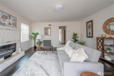 912 1st Street Hoquiam WA 98550
