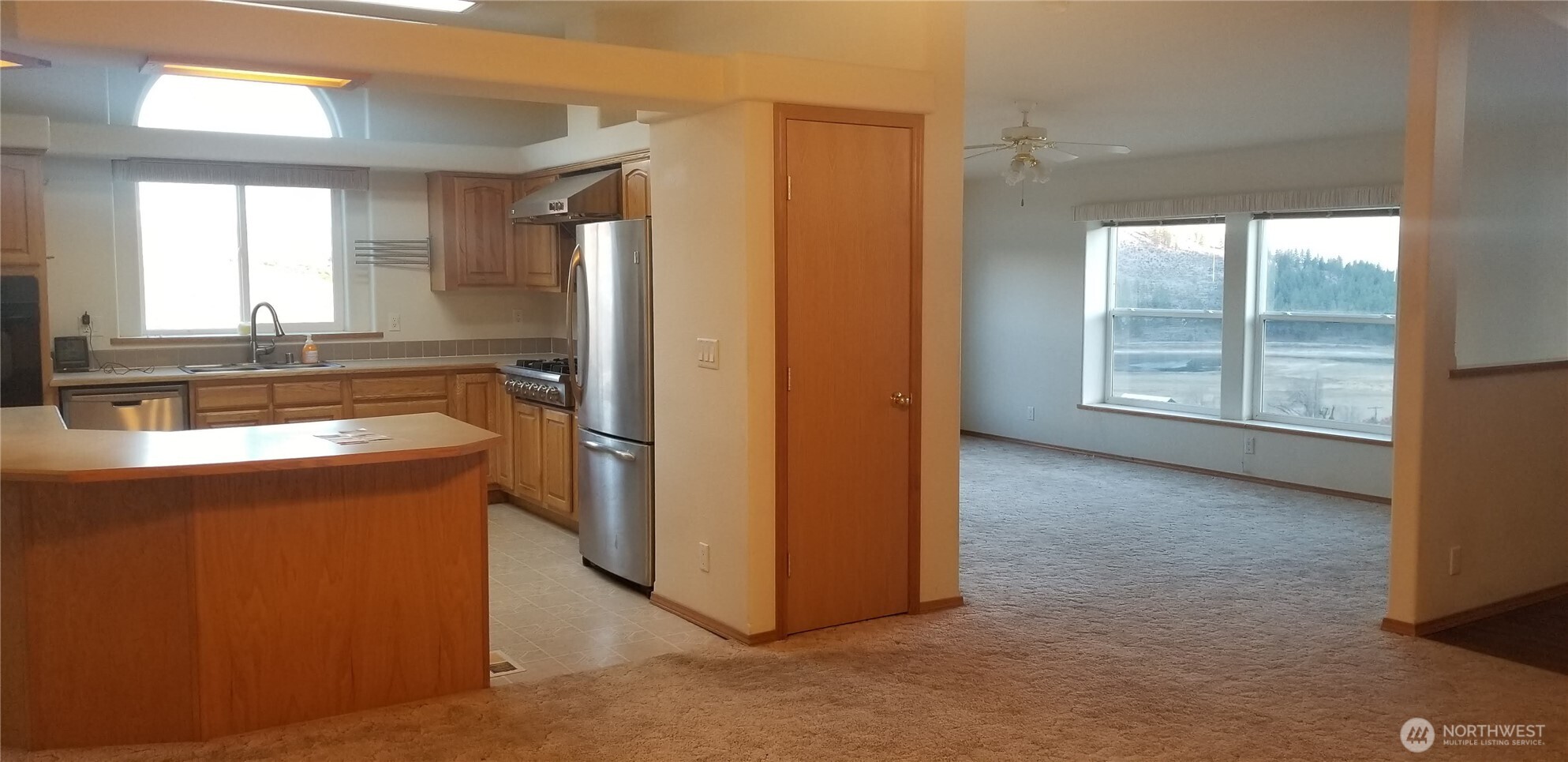 1579 Pine Creek Tonasket WA 98855