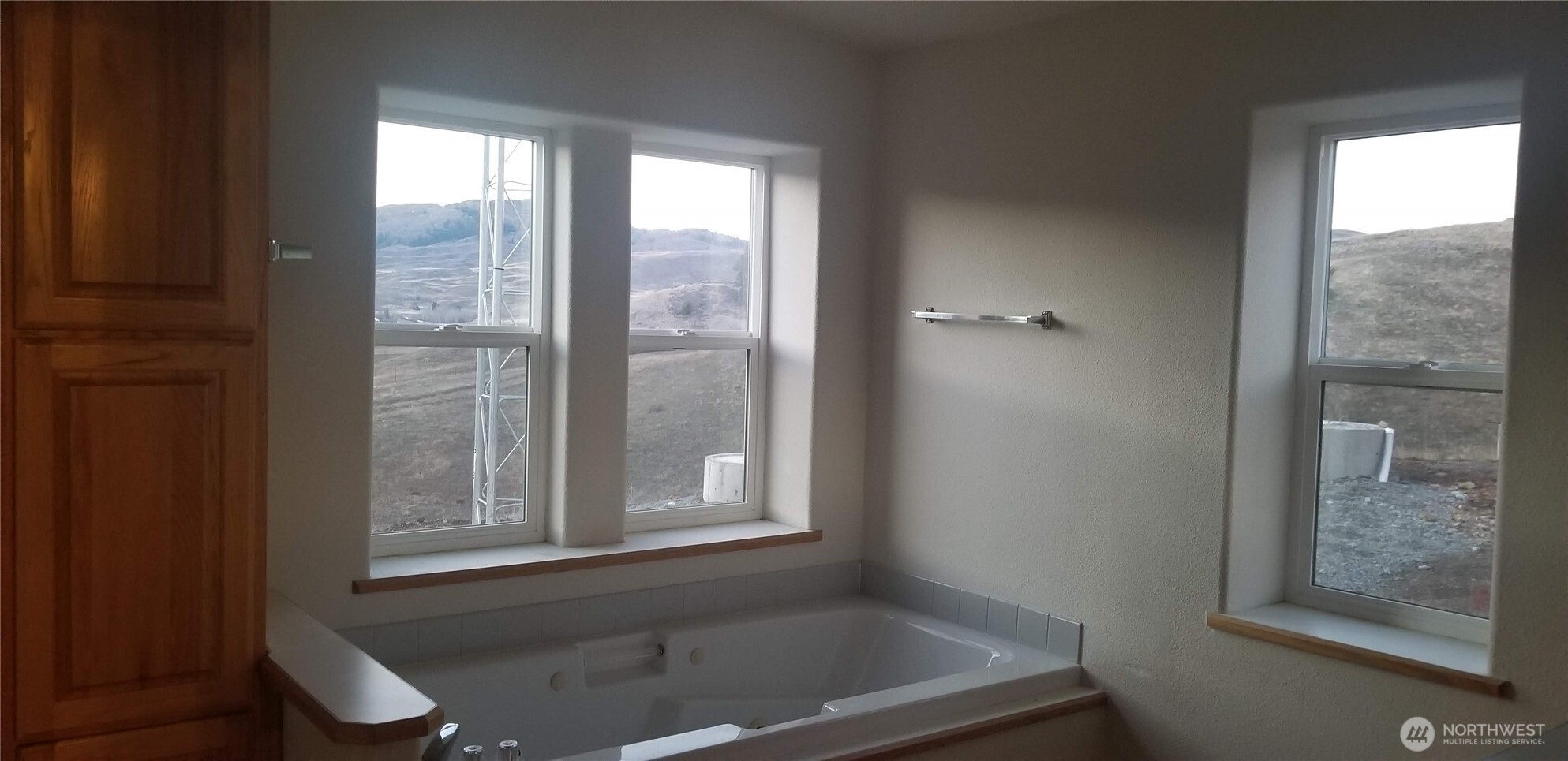 1579 Pine Creek Tonasket WA 98855