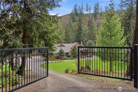 125 Royal Coachman Lane Kalama WA 98625