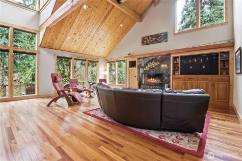 125 Royal Coachman Lane Kalama WA 98625