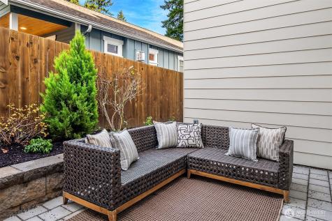 12002 20th Avenue NE Seattle WA 98125