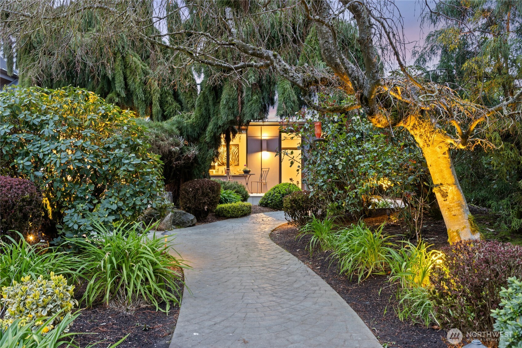 70 Cascade Key Bellevue WA 98006