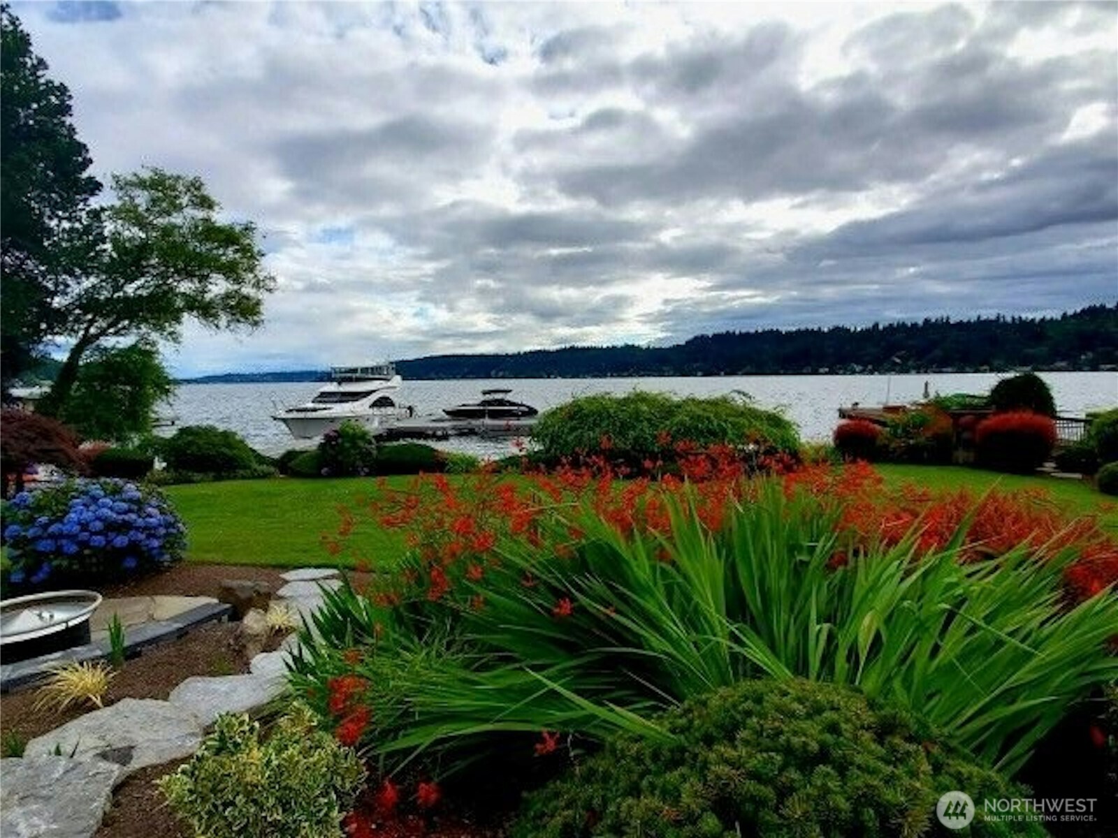 70 Cascade Key Bellevue WA 98006