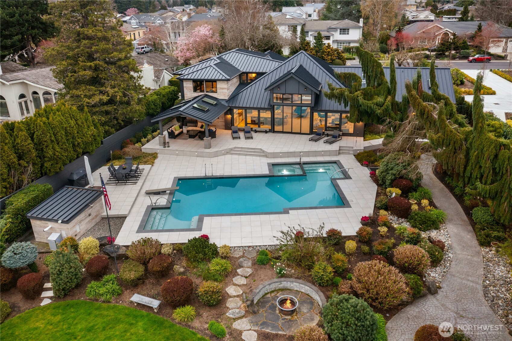 70 Cascade Key Bellevue WA 98006