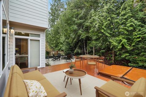 2109 263rd Lane SE Sammamish WA 98075