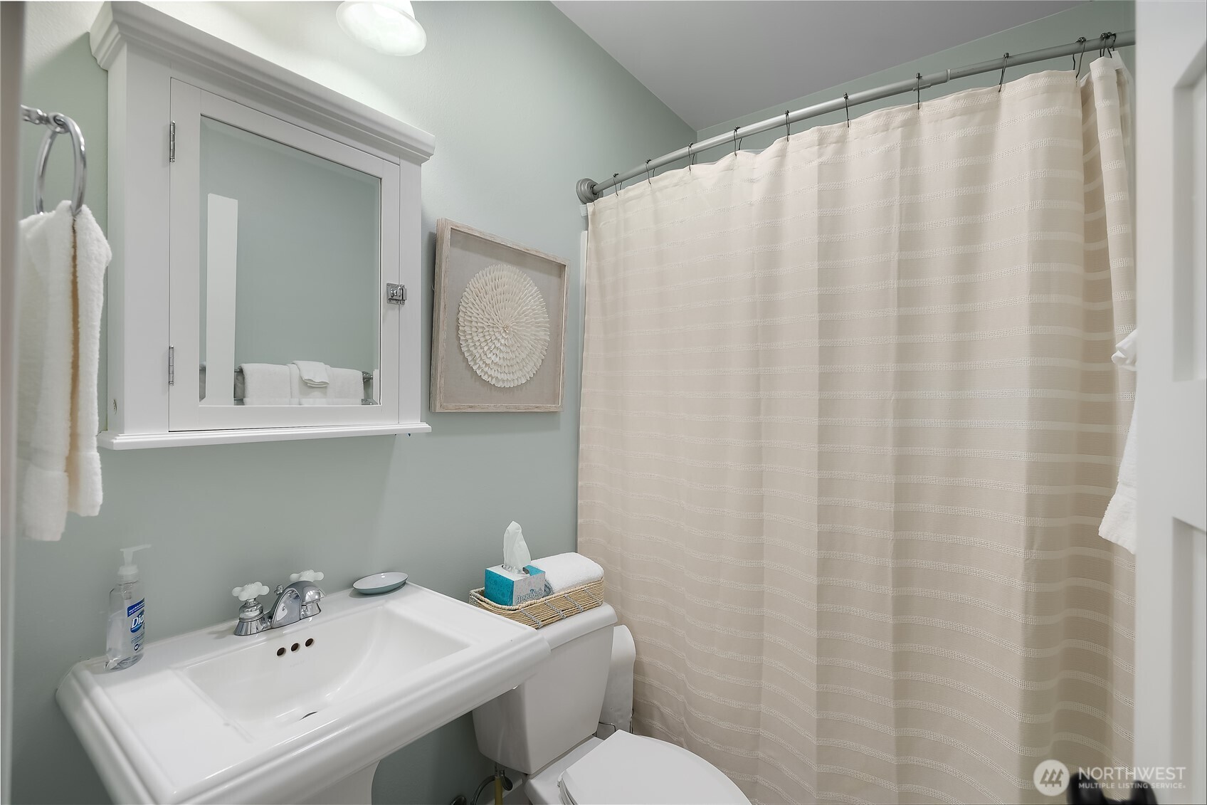 17 Beach Cabin Lane Pacific Beach WA 98571