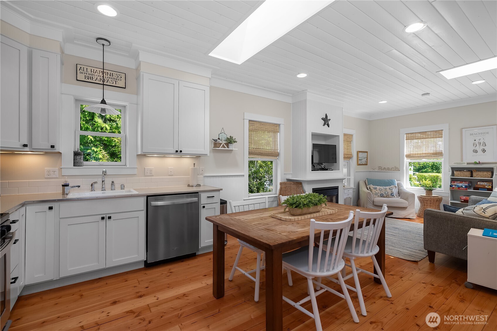 17 Beach Cabin Lane Pacific Beach WA 98571