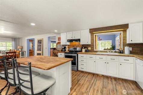 21823 Colt Road Leavenworth WA 98826
