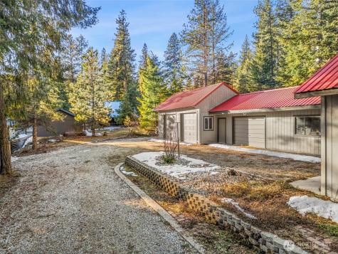 21823 Colt Road Leavenworth WA 98826