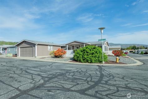 1706 Twin Peaks Drive Wenatchee WA 98801
