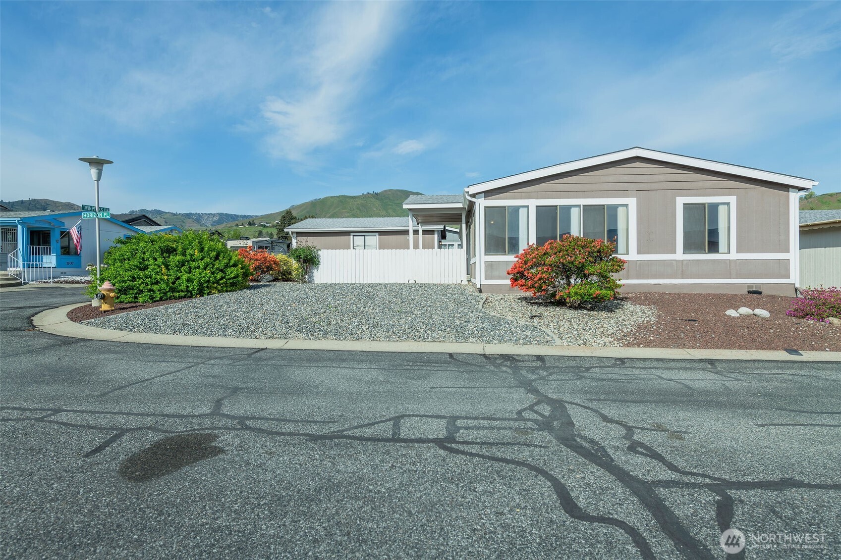 1706 Twin Peaks Drive Wenatchee WA 98801