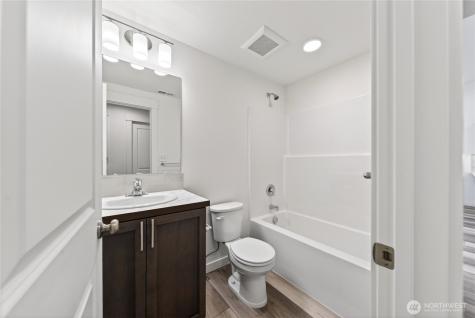 4322 W Redhead Avenue Moses Lake WA 98837
