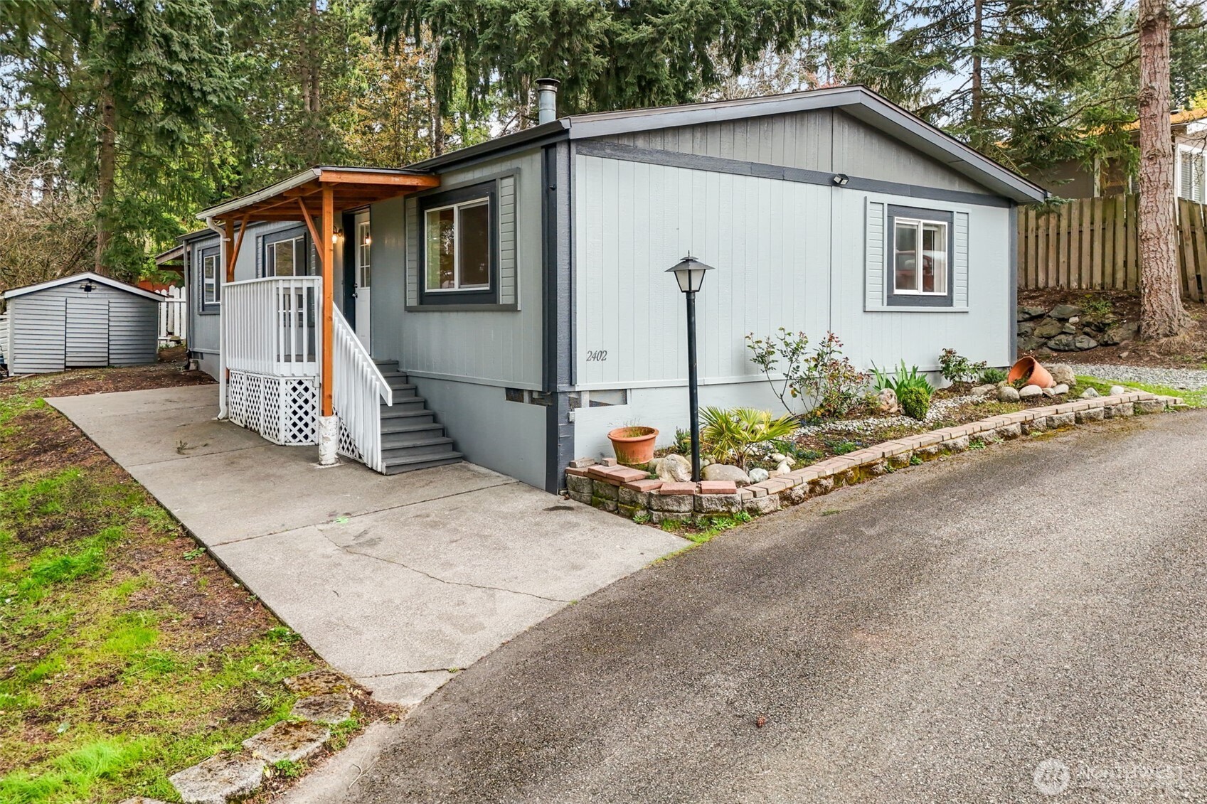 2402 S 370th Place Federal Way WA 98003