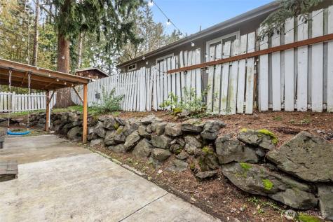 2402 S 370th Place Federal Way WA 98003
