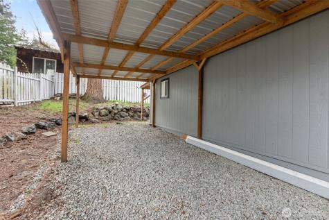 2402 S 370th Place Federal Way WA 98003