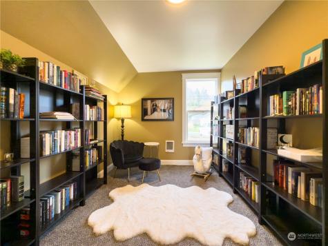 4810 S 3rd Avenue Everett WA 98203