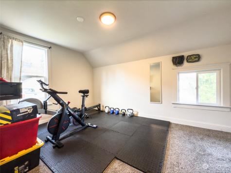 4810 S 3rd Avenue Everett WA 98203