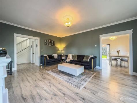 4810 S 3rd Avenue Everett WA 98203