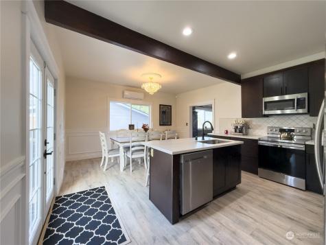 4810 S 3rd Avenue Everett WA 98203