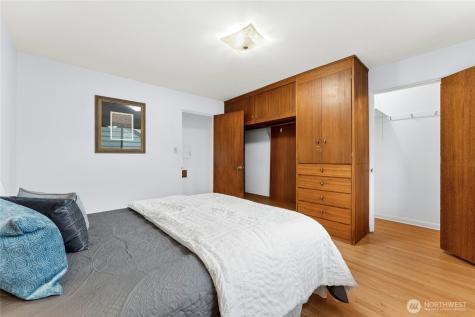 5803 Oberlin Avenue NE Seattle WA 98105