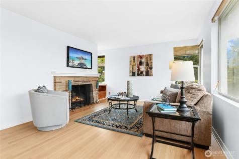 5803 Oberlin Avenue NE Seattle WA 98105