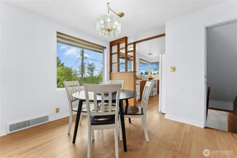 5803 Oberlin Avenue NE Seattle WA 98105